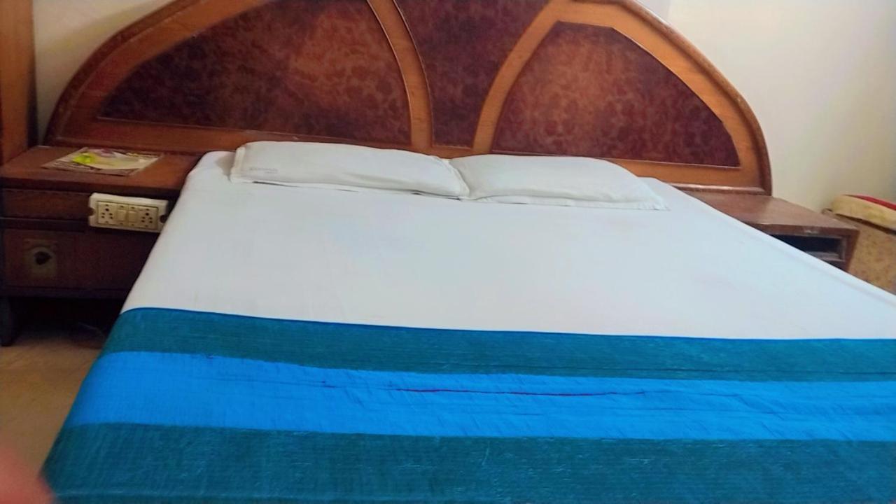 Hotel Maharaja Continental - Yeni Delhi Dış mekan fotoğraf