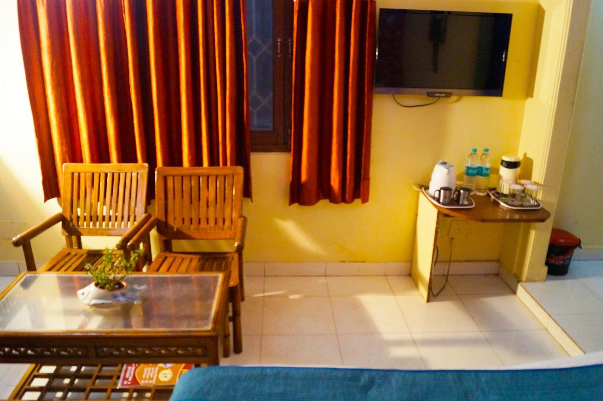 Hotel Maharaja Continental - Yeni Delhi Dış mekan fotoğraf