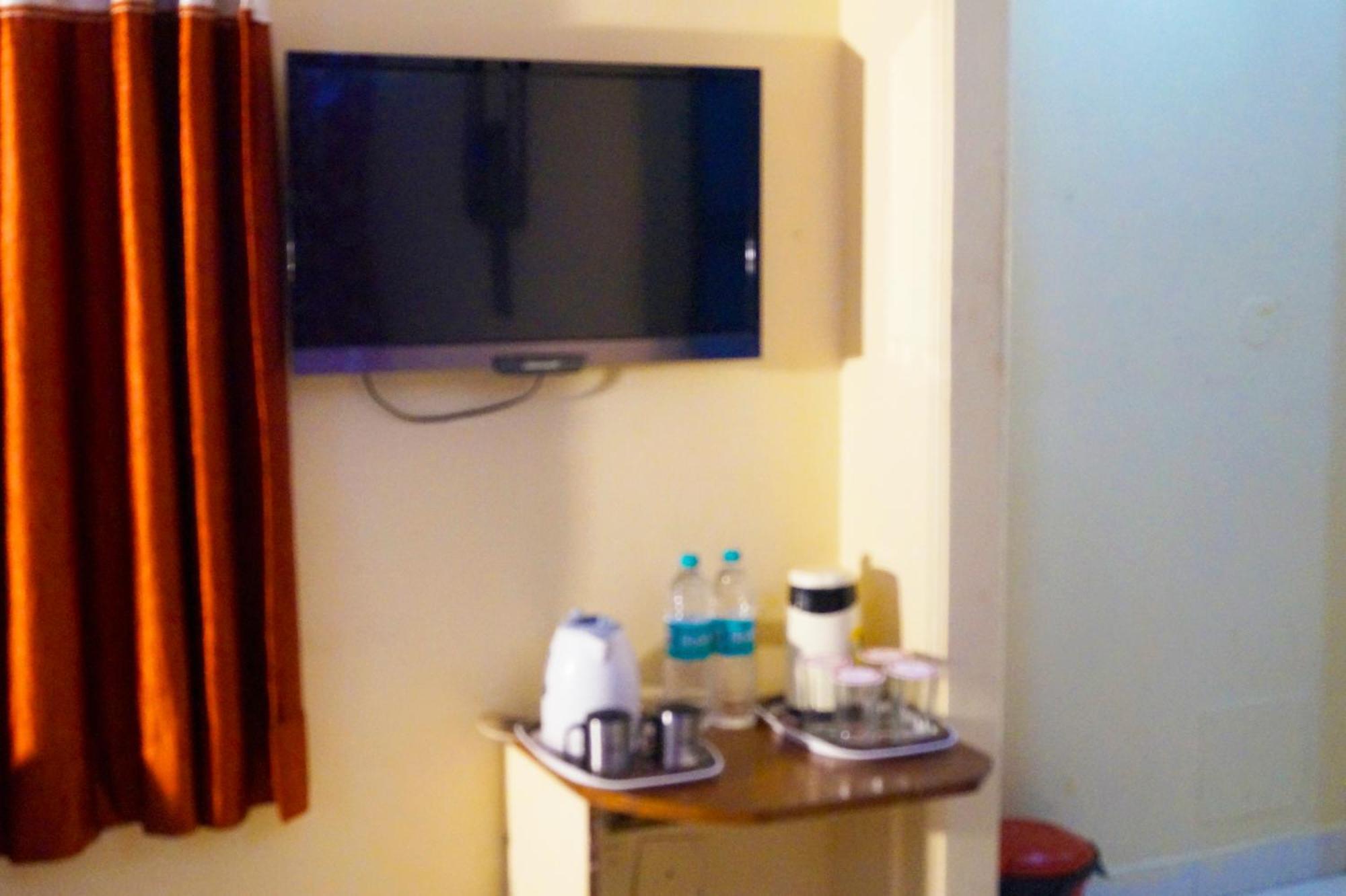 Hotel Maharaja Continental - Yeni Delhi Dış mekan fotoğraf